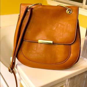 CROSS BODY BROWN LEATHER BAG